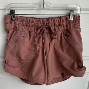 ZELLA Women's Shorts Size Medium